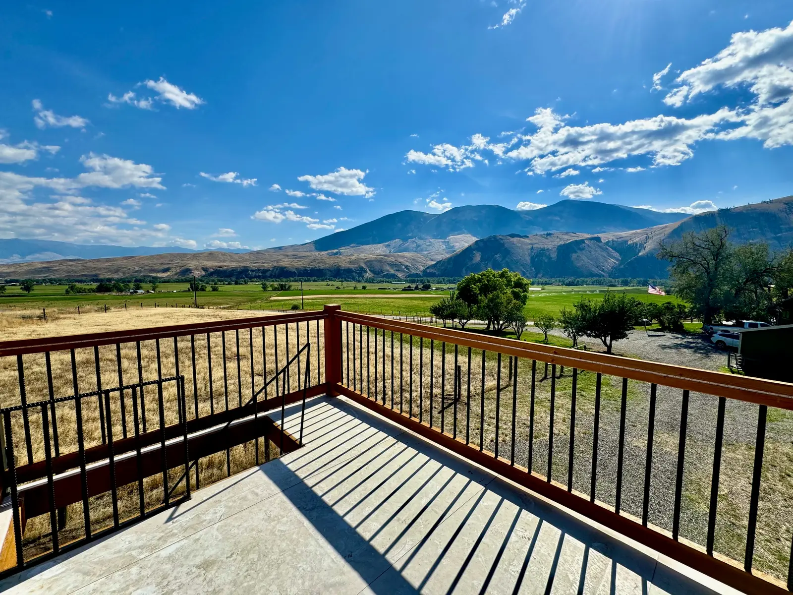 Mountain valley view from the rooftop deck of the Stargazer cabin